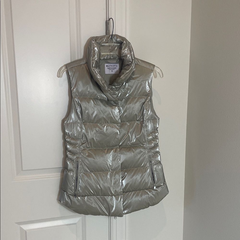 Athleta Downtown Down Puffer Vest